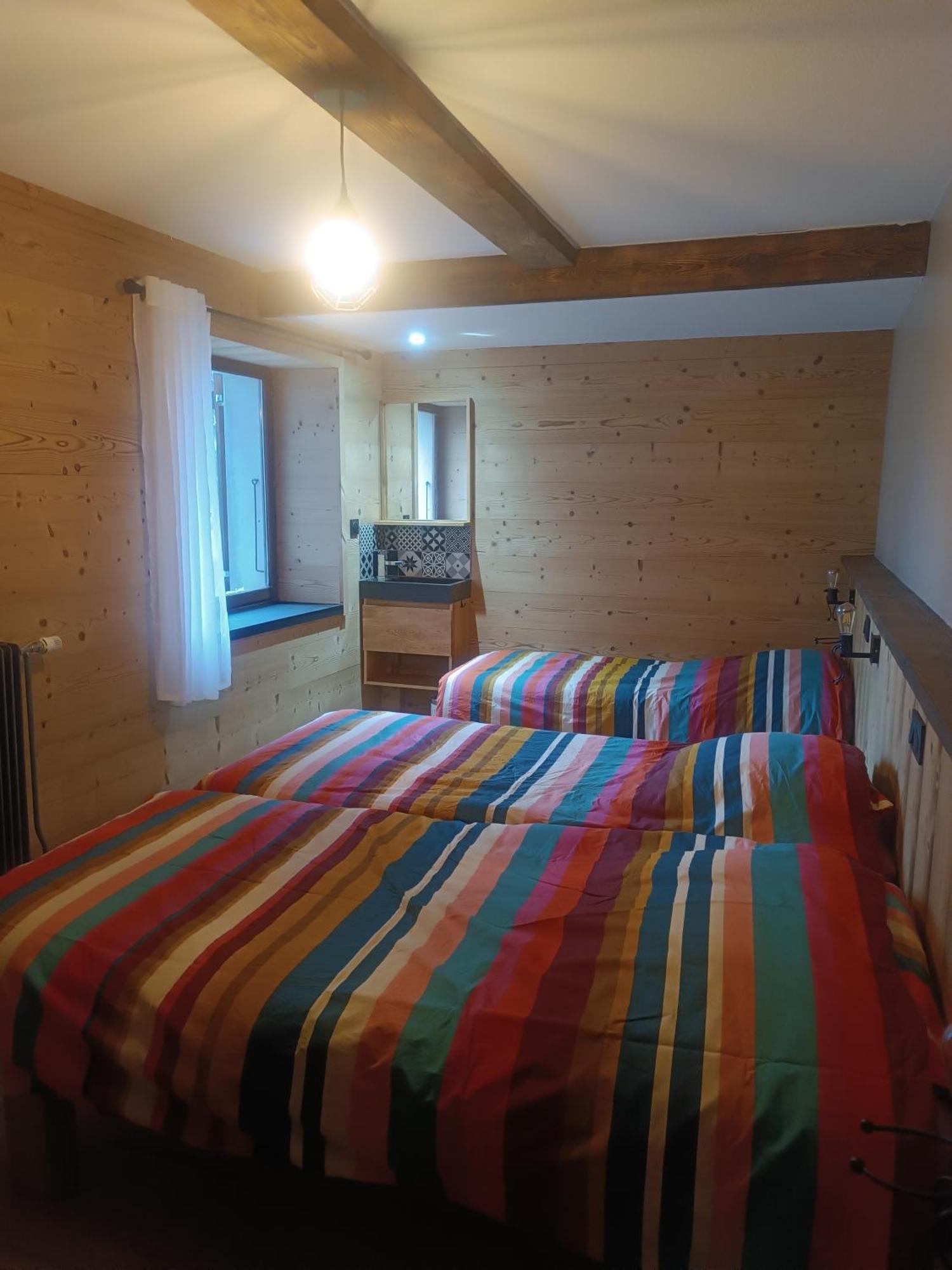 Chambre Les Etoiles De Bevy Septmoncel-Les-Molunes エクステリア 写真